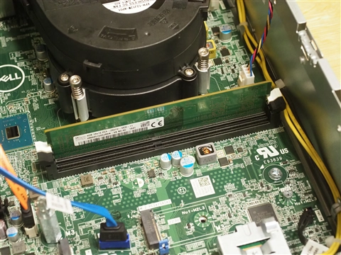 DELL OPTIPLEX 3060 (スモールフォームファクター) のレビュー:画像17