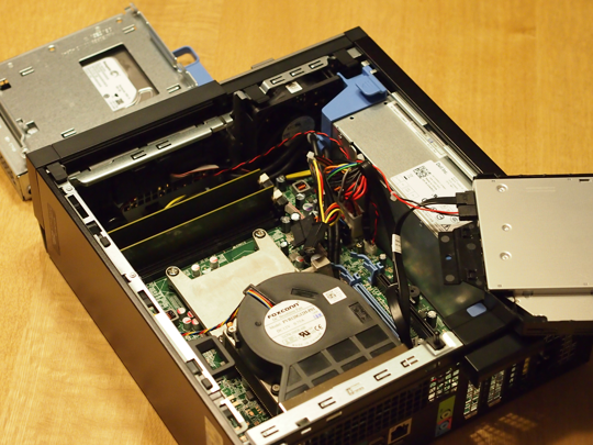 DELL OPTIPLEX 790 (スモールフォームファクター) のレビュー:画像4