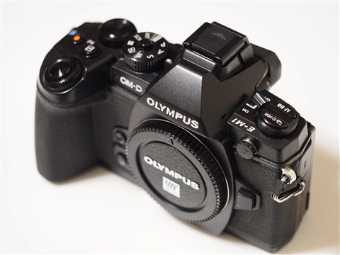 OLYMPUS OM-D E-M1 でリアダイヤルが反応しにくい、空回りする:画像3