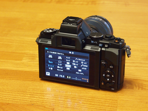 OLYMPUS OM-D E-M5 の初期設定:画像1