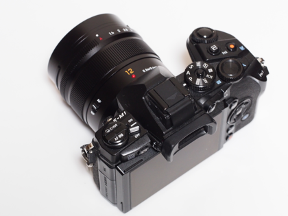 Panasonic LEICA DG SUMMILUX 12mm/F1.4 ASPH. H-X012 のレビュー:画像35