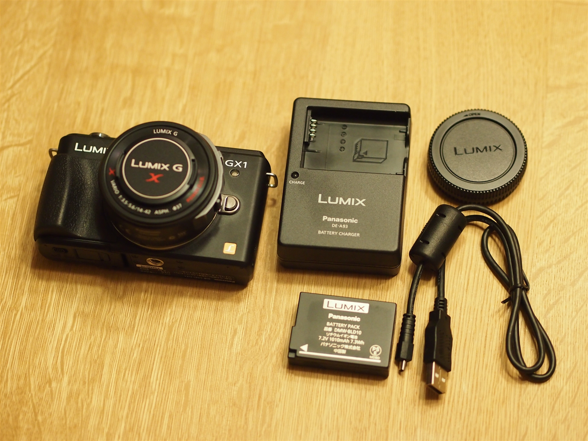 デジタルカメラ Panasonic LUMIX DMC-GX1 Panasonic LUMIX DMC-GX1 Mirrorless Micro Four Thirds DMC-GX1XK