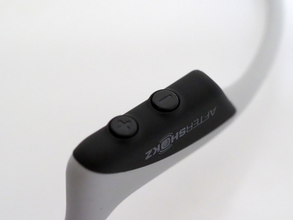 AfterShokz OpenComm (骨伝導 ワイヤレスヘッドセット) のレビュー:画像17