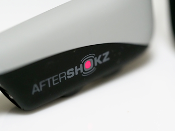 AfterShokz OpenComm (骨伝導 ワイヤレスヘッドセット) のレビュー:画像26