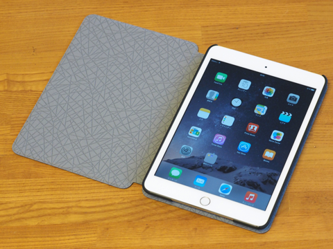 ANKER Slim-Fit Synthetic Leather Case のレビュー:画像6