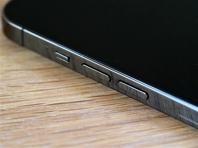 iPhone 13, iPhone 14 の電源を切る:画像2