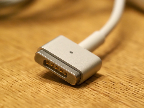 Apple MacBook Pro 15-inch Mid 2015 のレビュー:画像2