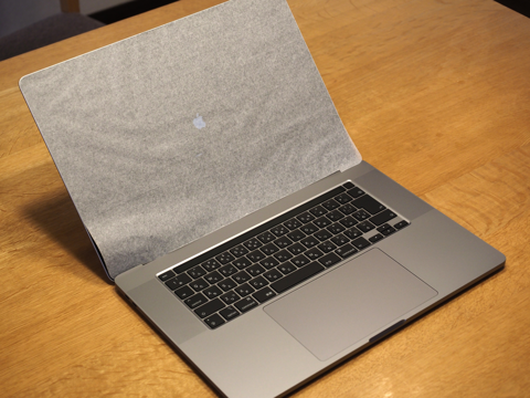 Apple MacBook Pro 16-inch 2019 のレビュー:画像32