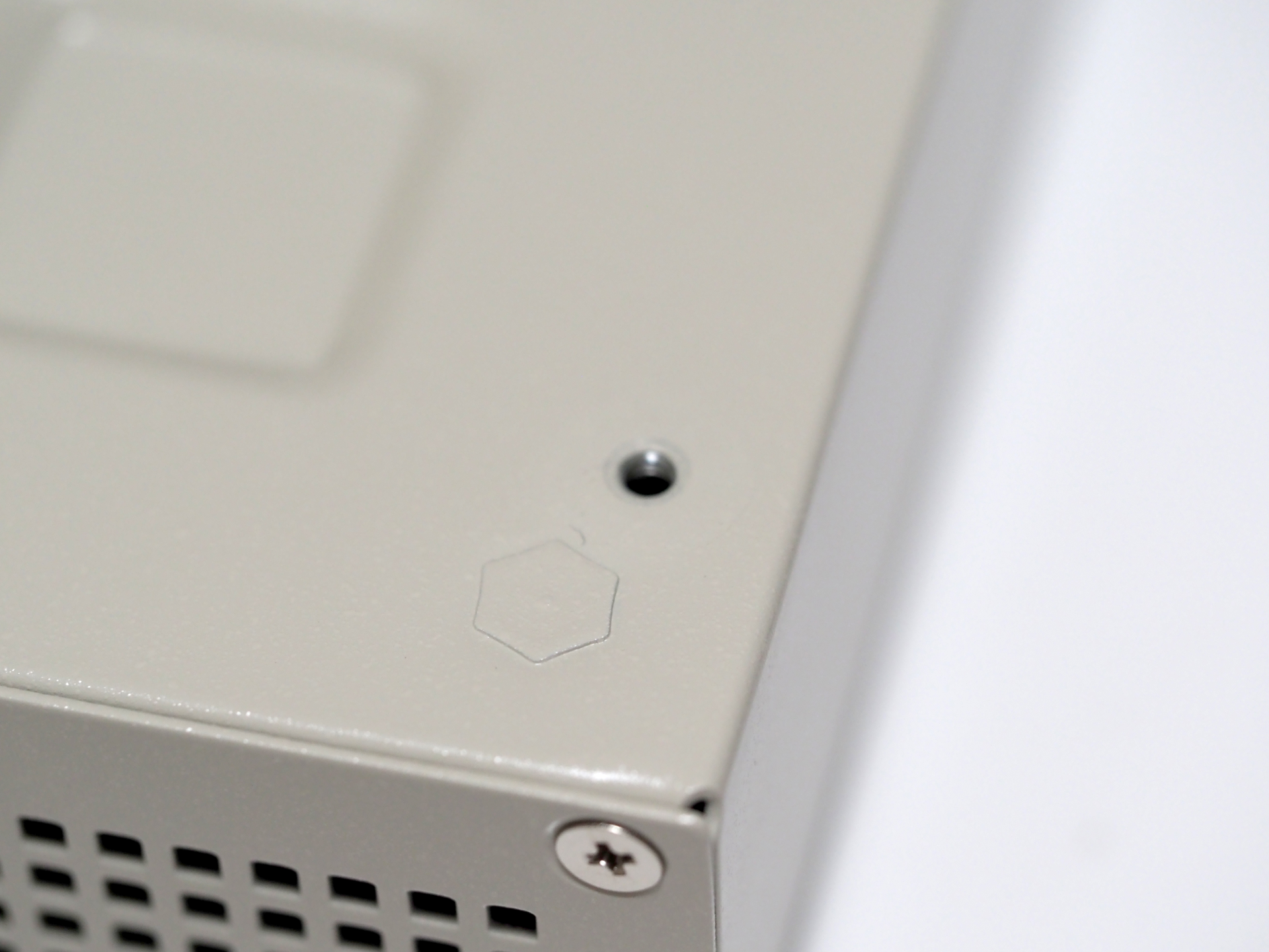 Corega 5ポート スイッチングハブ CO-BSW05GTX3 のレビュー | iPentec