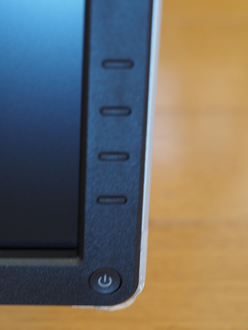 DELL 27インチモニタ P2714H のレビュー:画像8