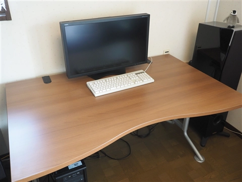 エルゴトロン LX デスクマウントアーム (LX Desk Mount LCD Arm) のレビュー:画像8