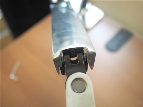 エルゴトロン LX デスクマウントアーム (LX Desk Mount LCD Arm) のレビュー:画像20
