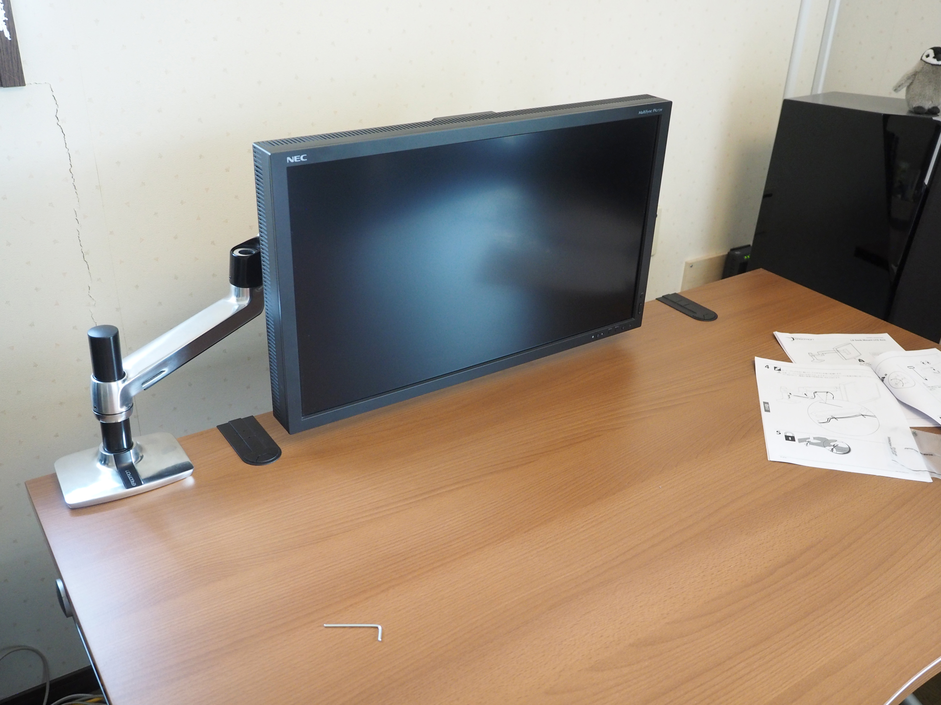 エルゴトロン LX デスクマウントアーム (LX Desk Mount LCD Arm) の