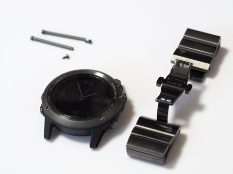 Garmin fenix 3J のバンドを交換する / Garmin fenix 3J ベルト レッド 1216805 のレビュー:画像5