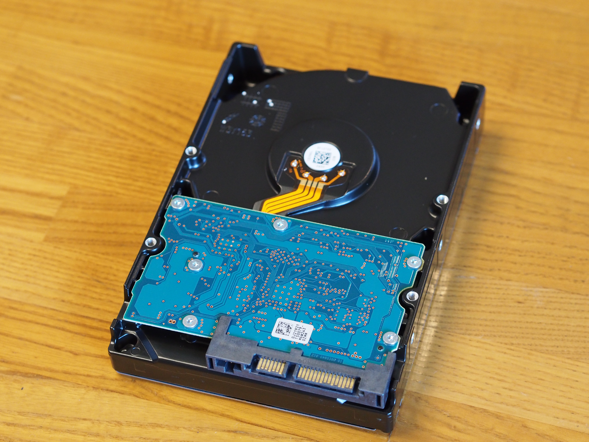 TOSHIBA DT01ACA300 (3TB)のパフォーマンス - 読み書きの速度と性能