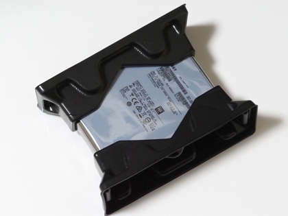 HGST Deskstar NAS HDN728080ALE604 0F29801 (8TB)のレビュー - パフォーマンス 読み書きの速度と性能:画像3