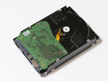 HGST Deskstar NAS HDN728080ALE604 0F29801 (8TB)のレビュー - パフォーマンス 読み書きの速度と性能:画像5
