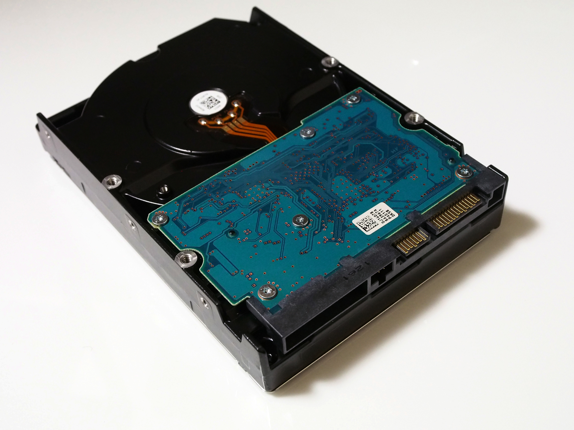 HGST HDS723030ALA640 0F12450 (3TB) のパフォーマンス - 読み書きの