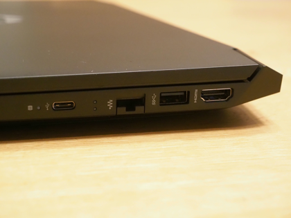 HP Pavilion Gaming 15 (AMD) のレビュー:画像18
