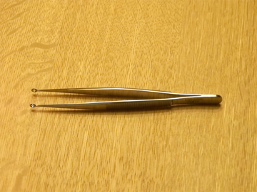 HTC J の電池カバーを開ける:画像2