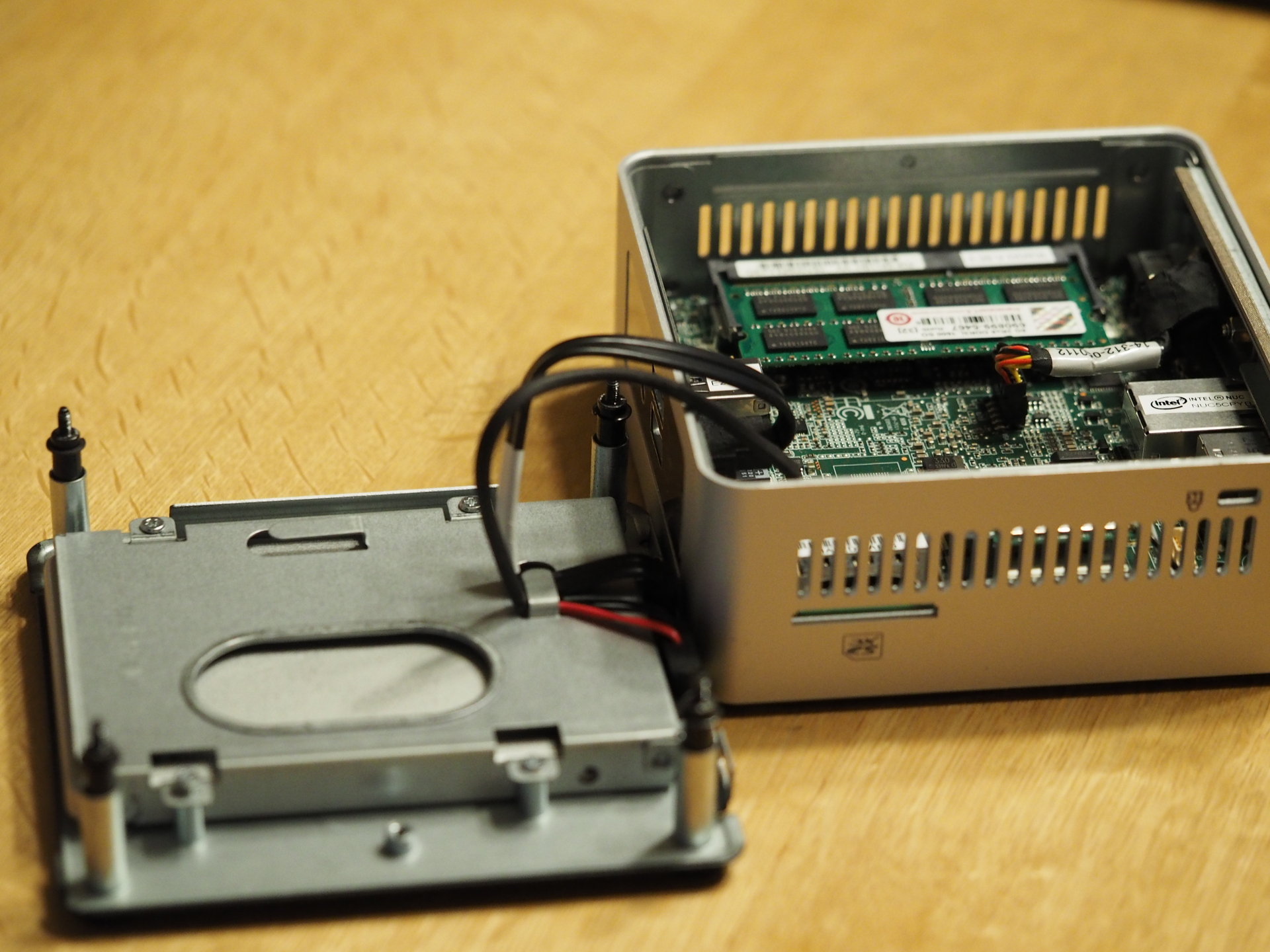 intel NUC NUC5CPYH のレビュー | iPentec