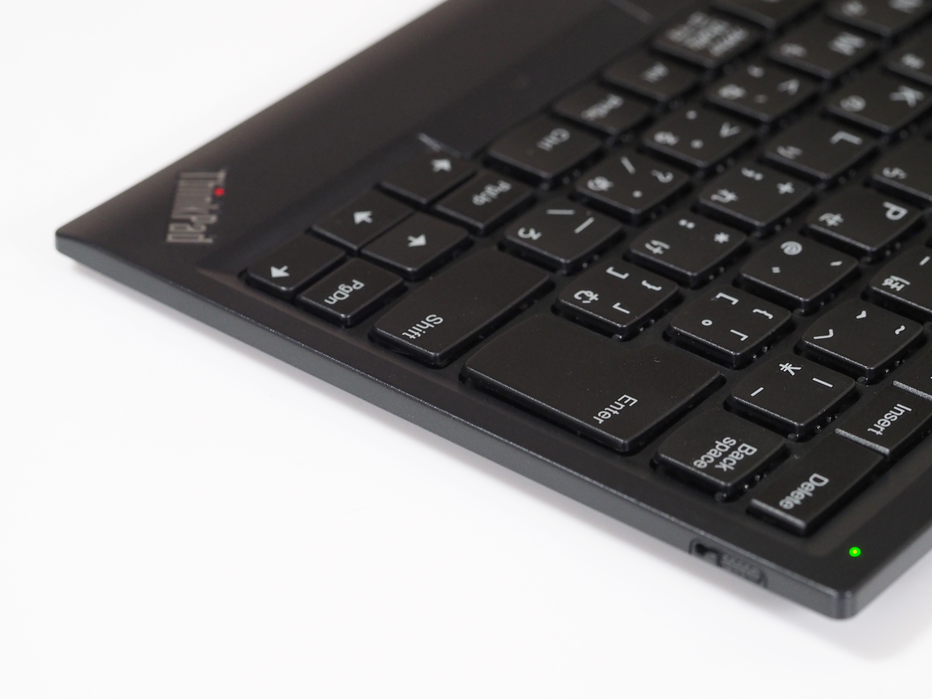 レノボ ThinkPad Bluetooth ワイヤレス・トラックポイント・キーボード