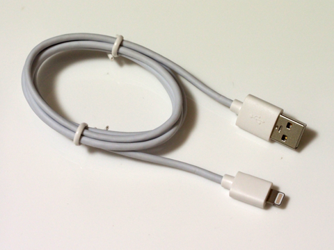 Logitec Lightning USBケーブル LHC-UALWHシリーズ のレビュー:画像2