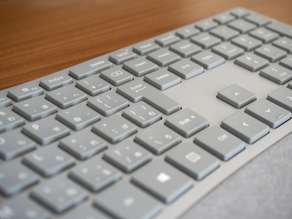 Microsoft Surface Ergonomic キーボード のレビュー:画像18