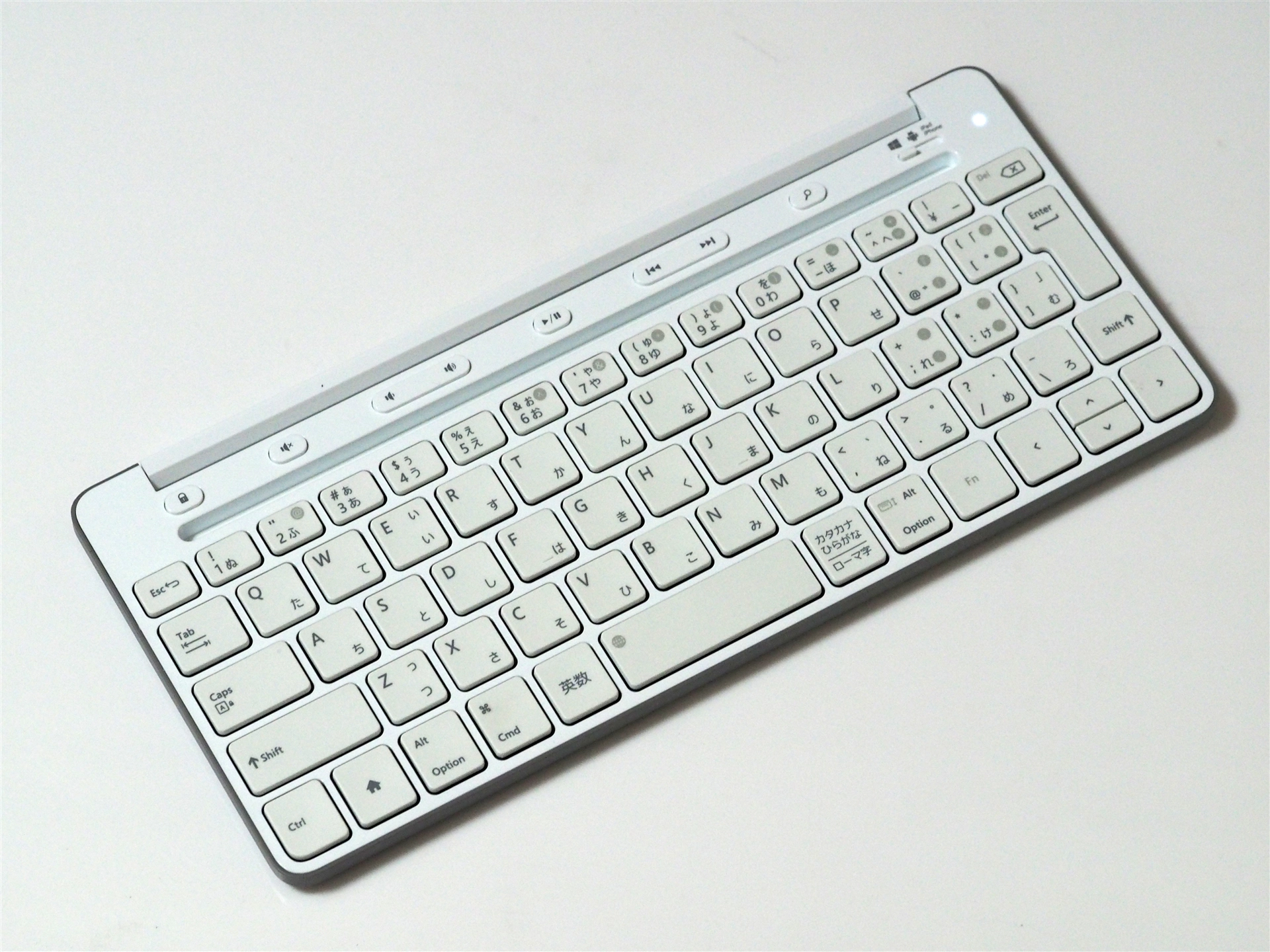 その他 Microsoft UNIVERSAL MOBILE KEYBOARD G Microsoft Universal Mobile Keyboard Review