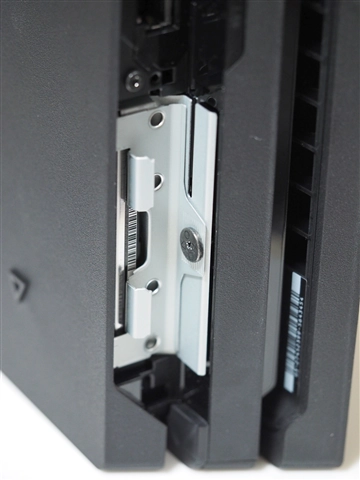 PlayStation4 Pro のHDDを交換する:画像4