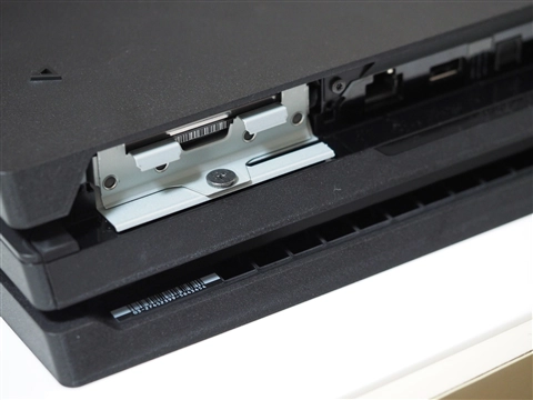 PlayStation4 Pro のHDDを交換する:画像18
