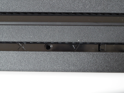 ”PlayStation 4”専用縦置きスタンド CUH-ZST2J のレビュー:画像11