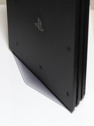 ”PlayStation 4”専用縦置きスタンド CUH-ZST2J のレビュー:画像14