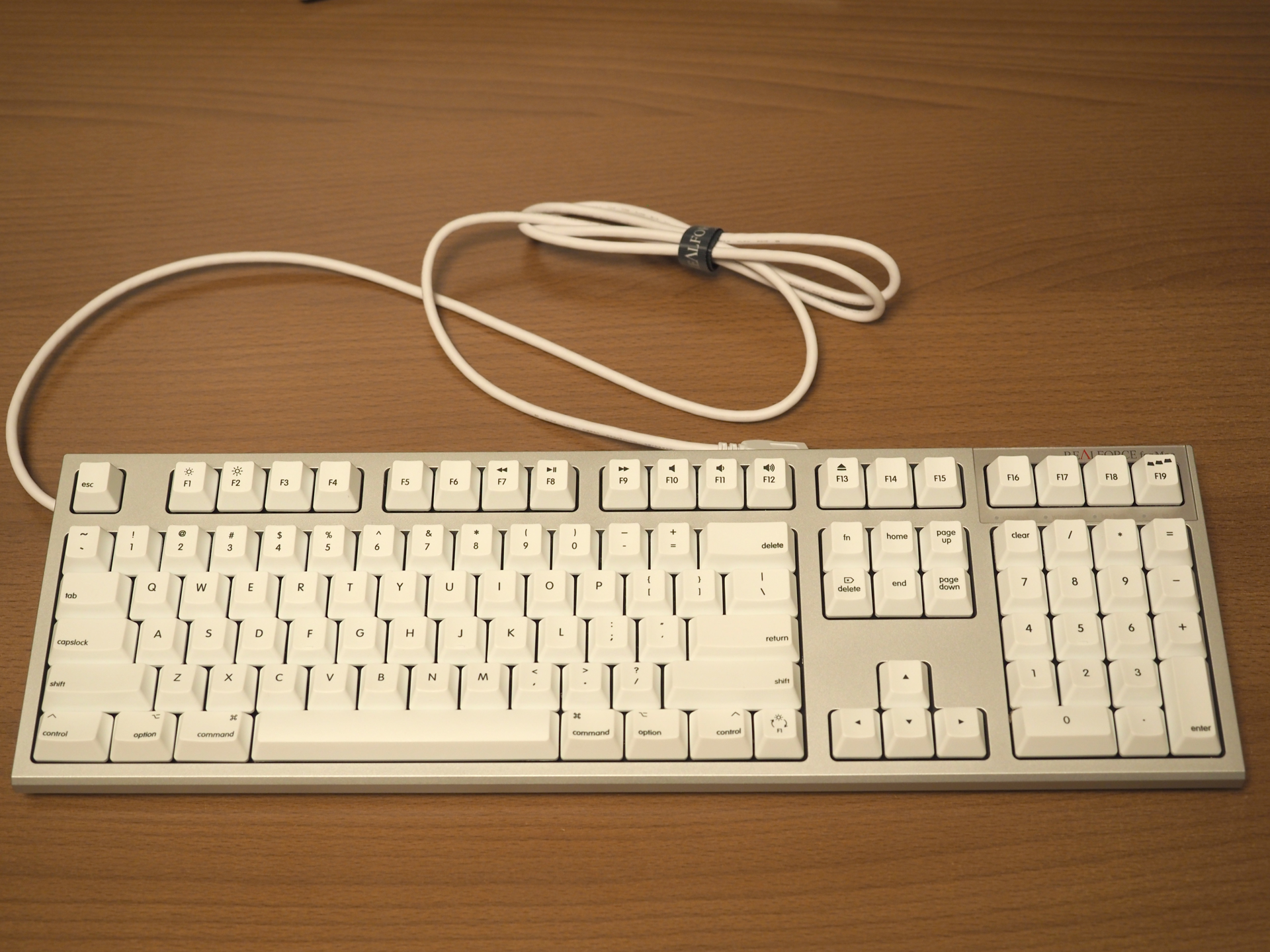 hardware-realforce-r2-