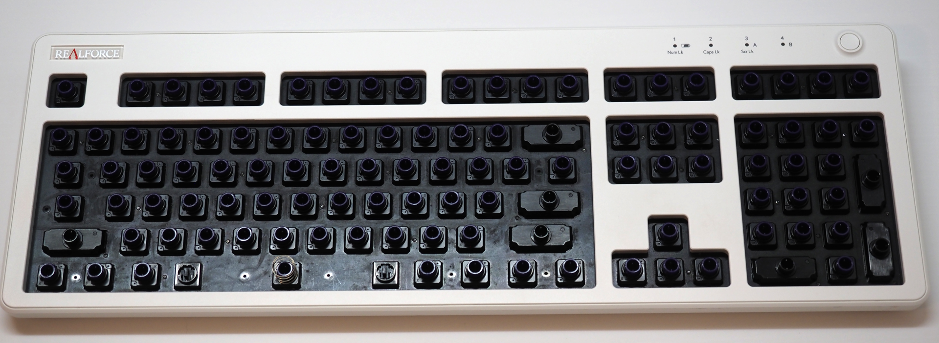 hardware-realforce-r3-teardown