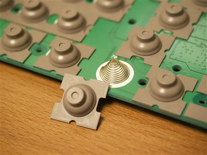 REALFORCEキーボードのキーの戻り時にばねの振動音がする:画像3