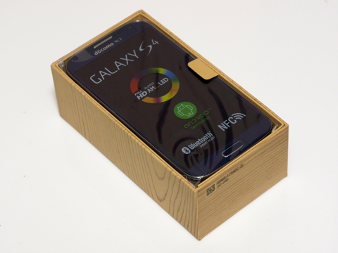 Samsung Galaxy S4 (SC-04E) のレビュー:画像2