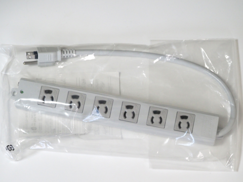 サンワサプライ 工事物件タップ 抜け止めコンセント 3P 6個口 TAP-K6 のレビュー:画像1