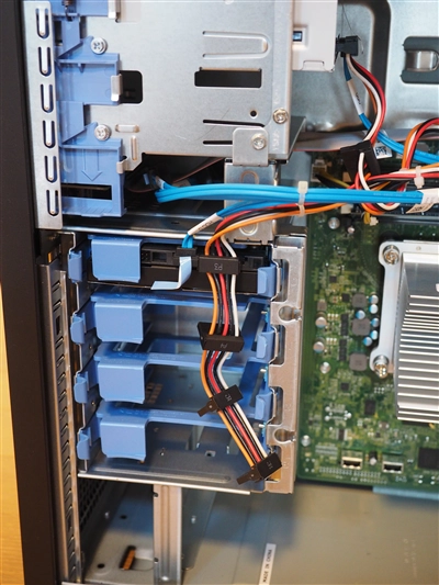 DELL PowerEdge T110 II のレビュー:画像16