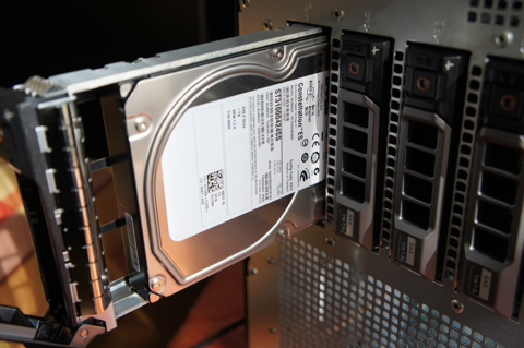 DELL PowerEdge T300 のレビュー:画像5