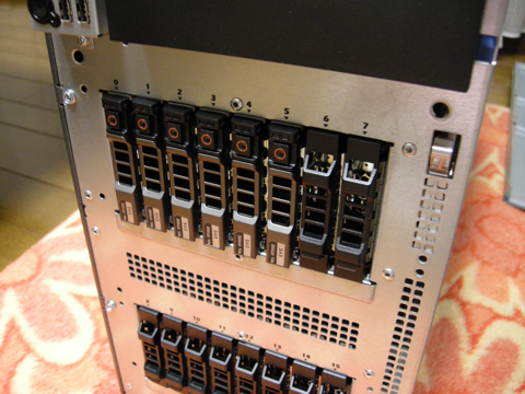 DELL PowerEdge T710 のレビュー:画像3