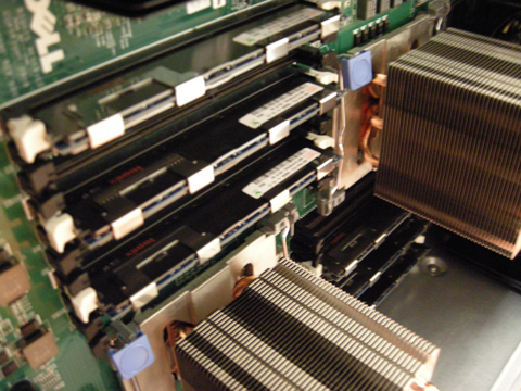 DELL PowerEdge T710 のレビュー:画像9