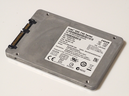 Intel SSD 730 Series 240GB MLC 2.5inch のレビュー と パフォーマンス測定:画像3