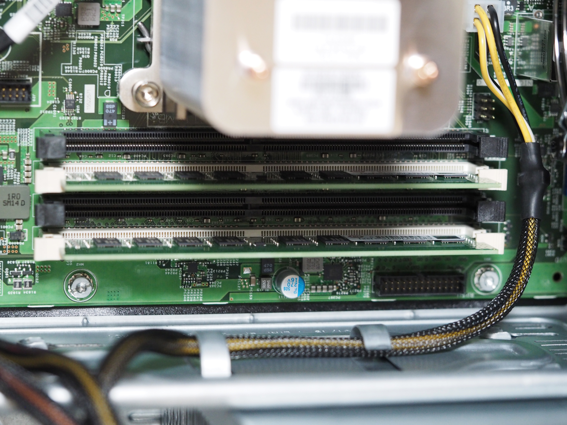 Transcend 16GB DDR4 メモリ TS2GLH72V1B のレビュー | iPentec