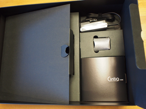 Wacom Cintiq 13HD (DTK-1300D/K0)のレビュー:画像10