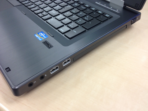 HP Elitebook　8770w i7 モバイルワークステーション ASCII.jp：日本HP、Win8 Pro付属の17型モバイルWS「EliteBook