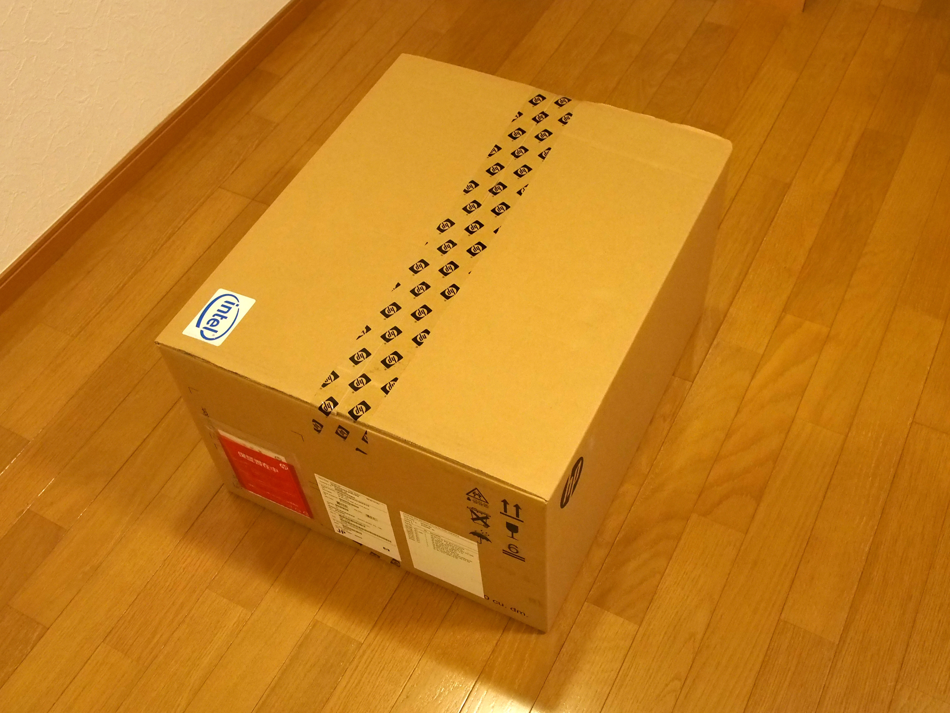 HP ML110 G7 新品未開封 HP ProLiant ML110 G7 (1万円程度の安価版)のレビュー - 消費電力・CPU