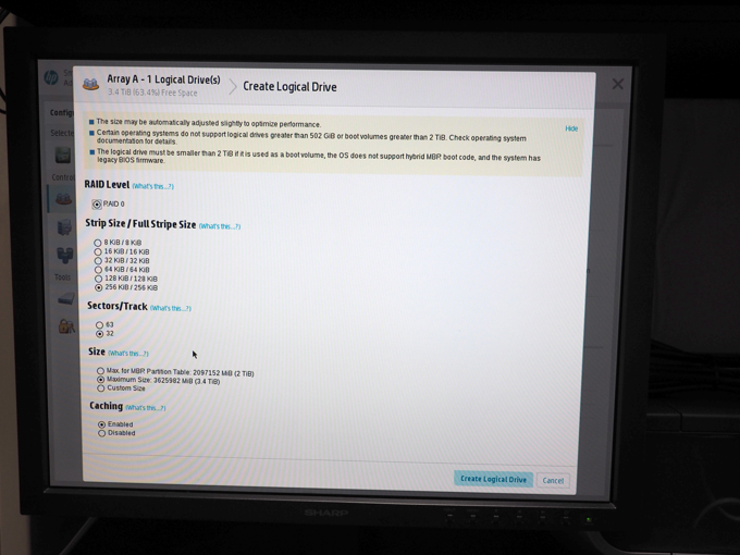 HP ProLiant ML310e Gen8 v2 でディスクアレイを作成する:画像12