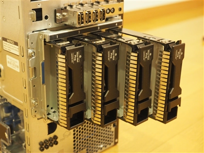 HP ProLiant ML310e Gen8 v2 サーバー のレビュー:画像28