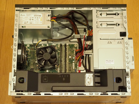 HPE ProLiant ML30 Gen10 サーバー のレビュー:画像35